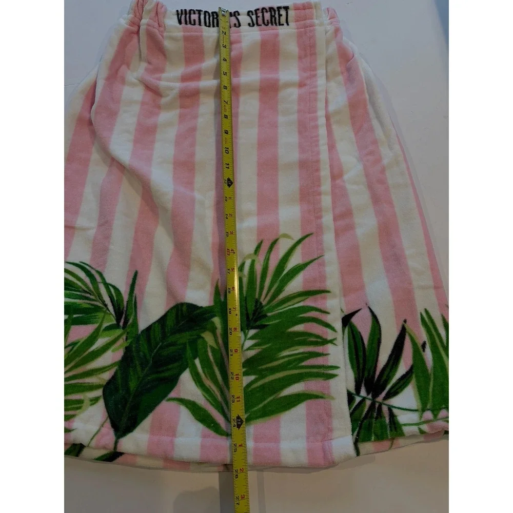 Victoria's Secret Body Wrap Towel Pink Striped  Bath Wrap Palm Leaf Design Beach